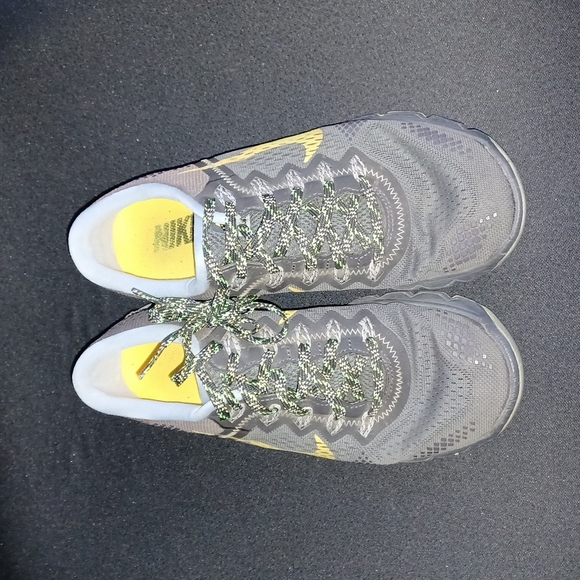 Nike Women's Nike Zoom Kiger running shoes - size 7.5 - Picture 1 of 7
